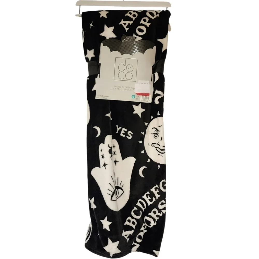 DECO Black and White Ouija Themed Halloween Thick Plush Throw 50 x 70